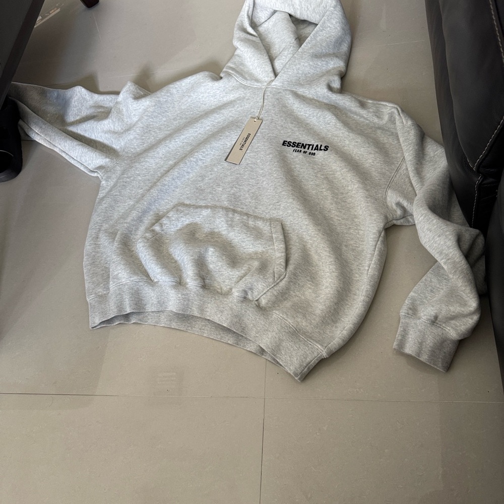 *SOLD* 1on1 Rep -Light Gray Hoodie Light gray hoodie, soft & stylish
